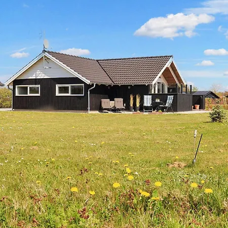 6 Person In Hadsund Holiday home